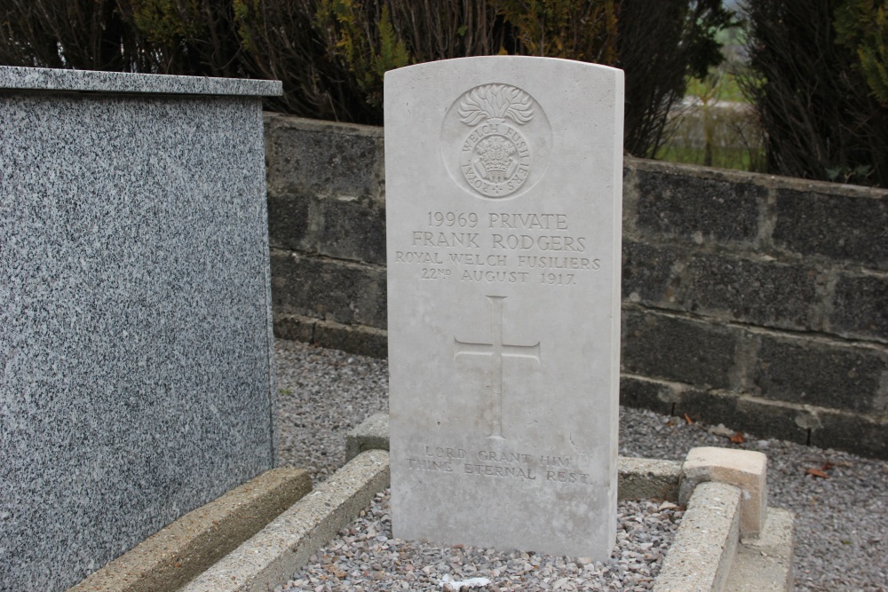 Commonwealth War Grave Coulomby #3