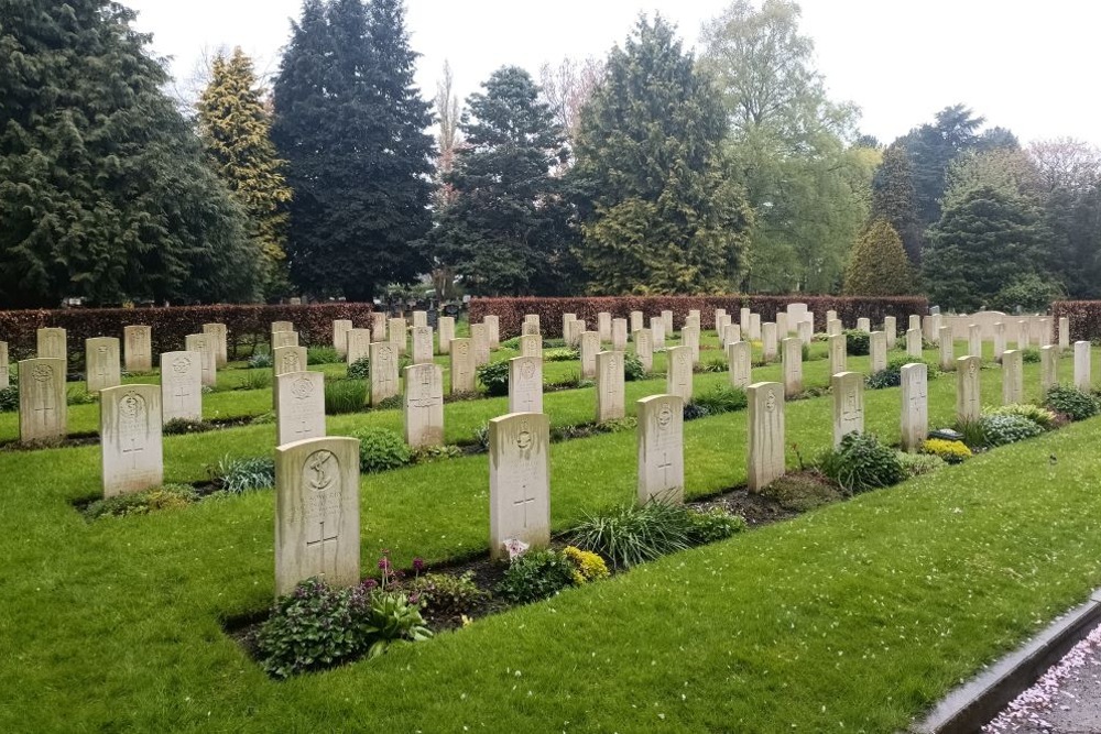 Commonwealth War Graves Darlington West Cemetery