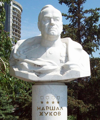Monument Maarschalk van de Sovjet-Unie Georgi Zjoekov #2