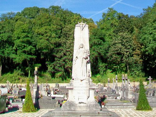 War Memorial Écouen #1