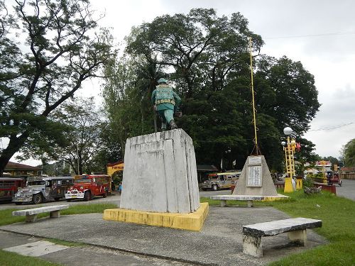 War Memorial Asingan #1