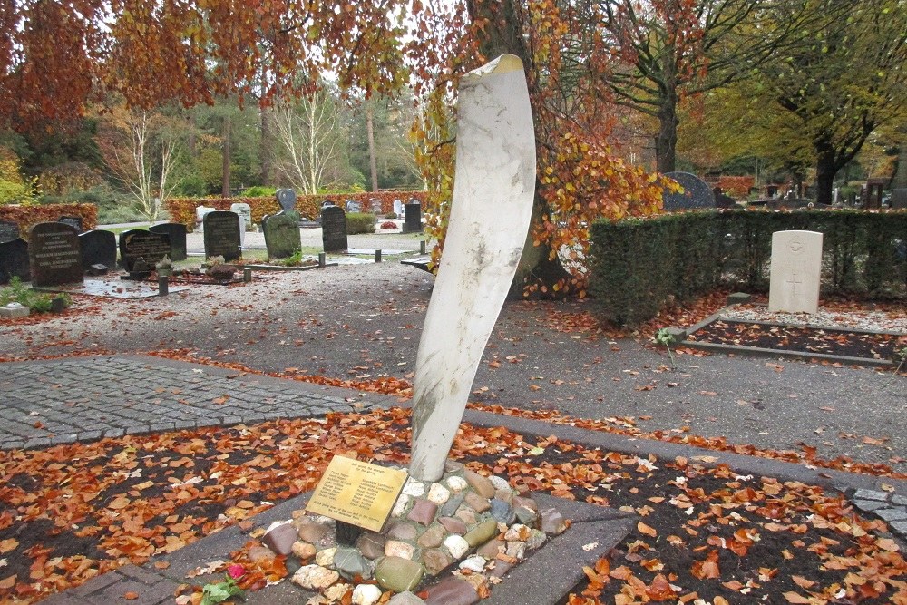 Airmen Memorial Nunspeet #1