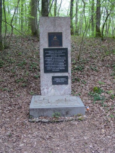 Monument Gesneuvelde Tankbemanning Sherman