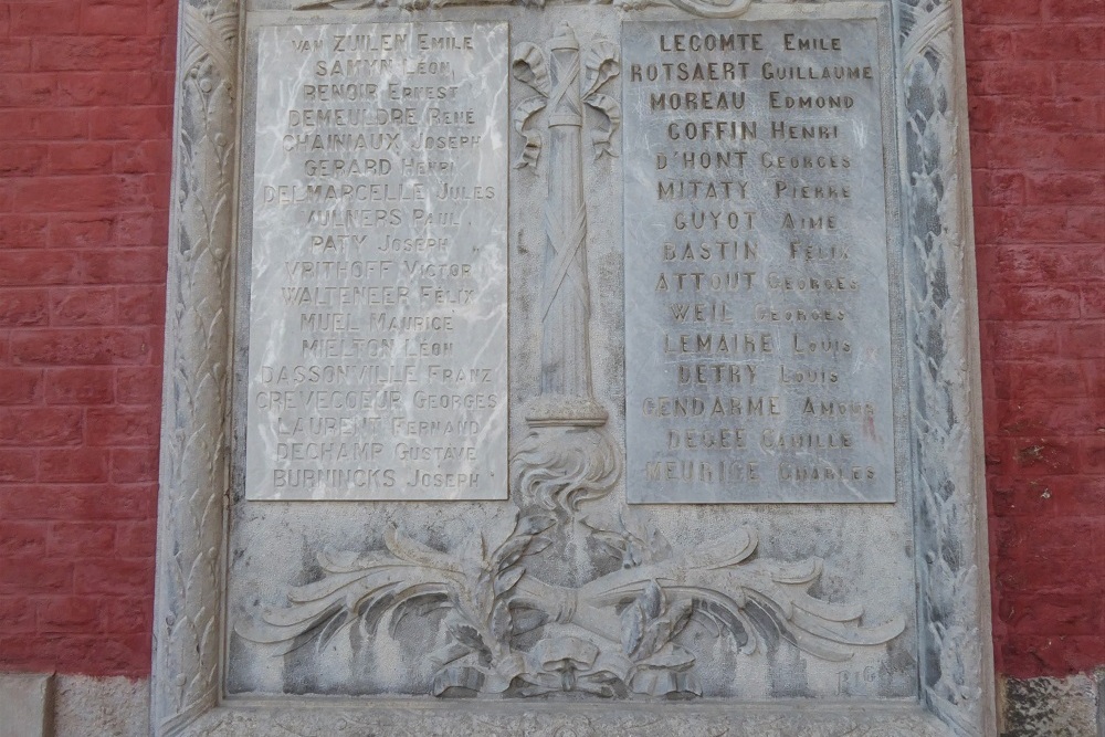 Gedenkteken Slachtoffers van de Wijk St.Joseph Namen #4