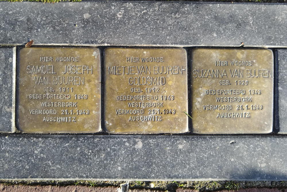 Stolpersteine Plein 15