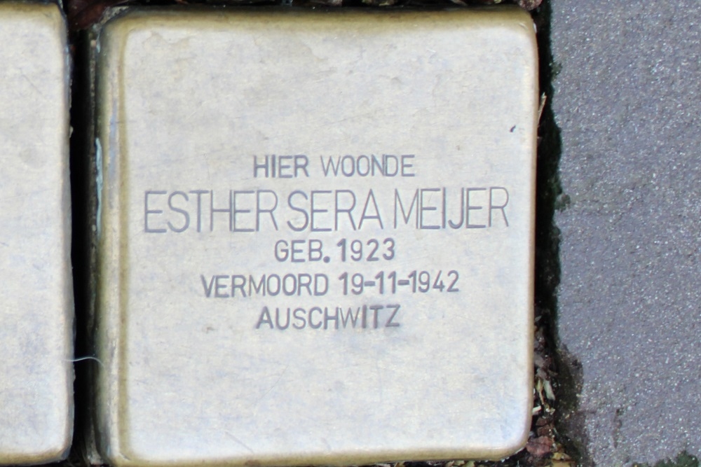 Stolpersteine Voorstraat 35 #4