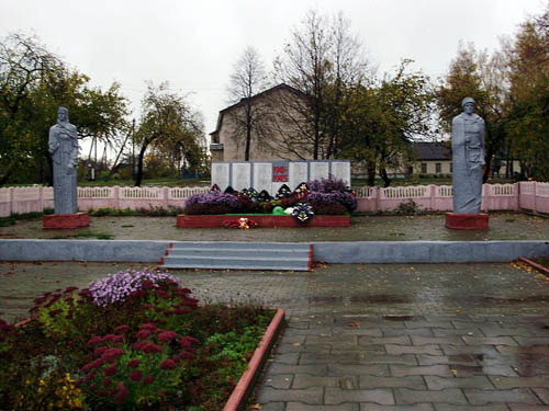 Sovjet Oorlogsbegraafplaats Yezyaryshcha #1