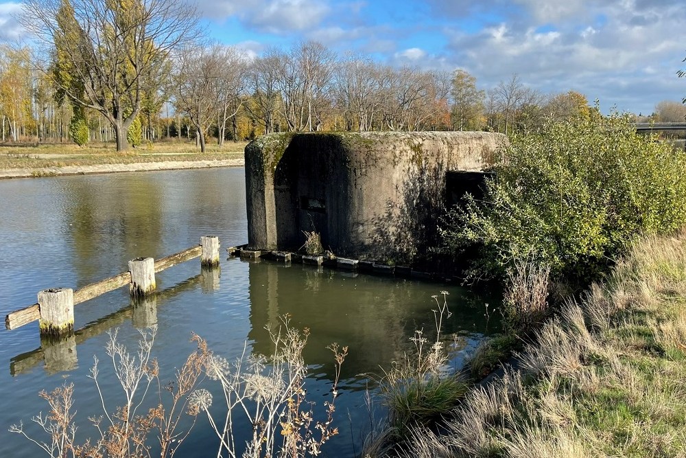 Bunker 13 Border Defence Bocholt-Herentals Canal #3