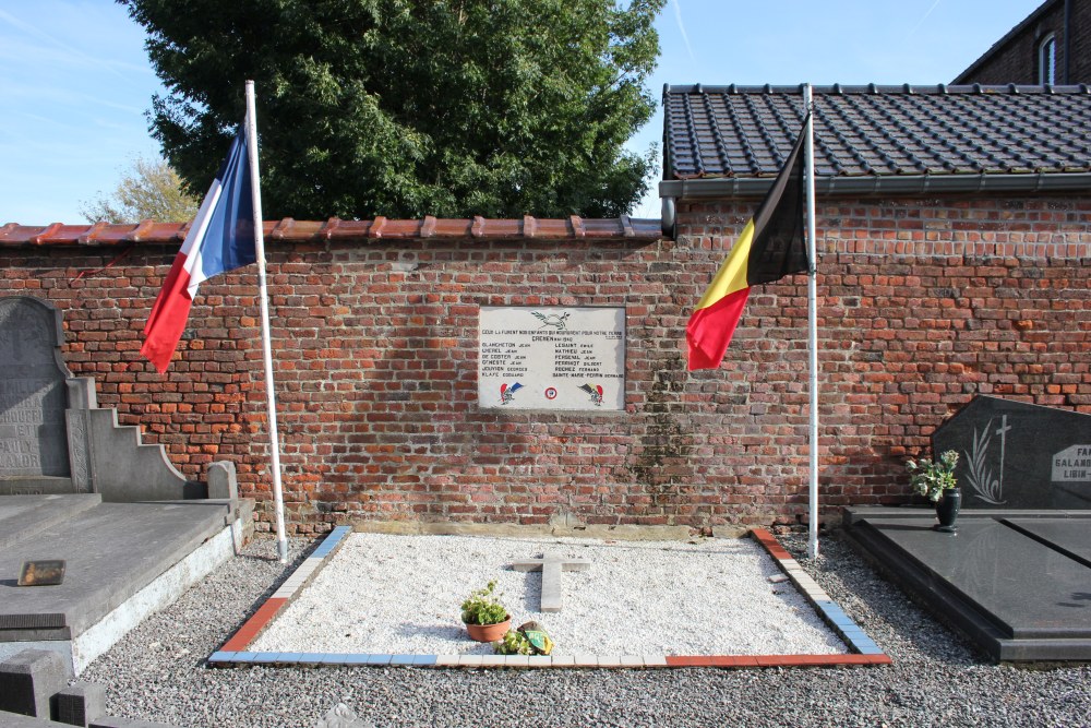 Belgische en Franse Oorlogsgraven Crehen #1