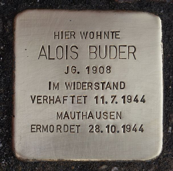 Stumbling Stones Liechtensteinklammstraße 3
