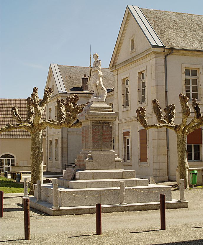 War Memorial Saint-Aubin #1