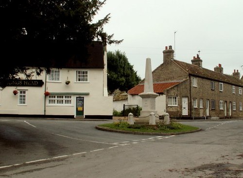 Oorlogsmonument Fen Ditton #1