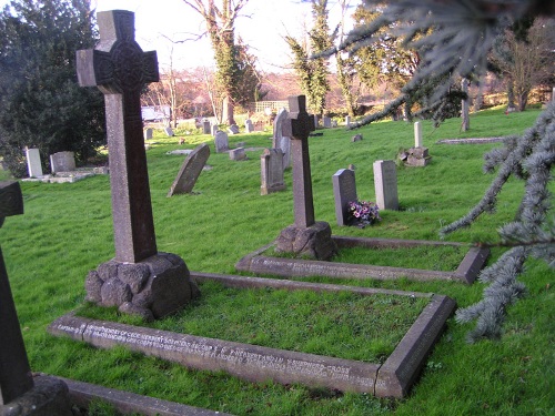 Commonwealth War Graves St Mary Churchyard #1