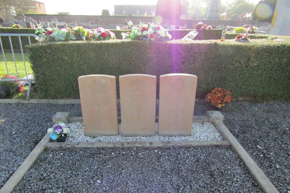 Commonwealth War Graves Soignies #2