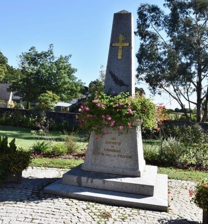 Oorlogsmonument Missiriac #1