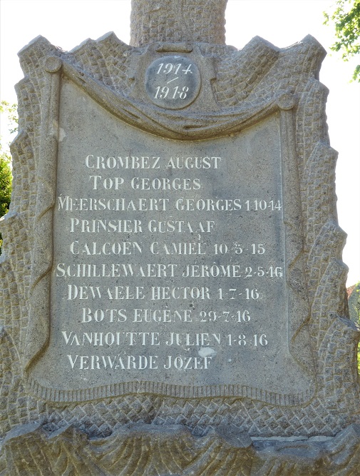 Oorlogsmonument Houtem Begraafplaats #2