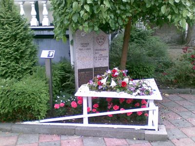 Hannie Schaft Memorial #1