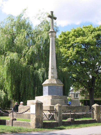 Oorlogsmonument Bourton-on-The-Water #1