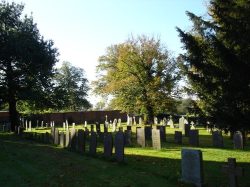 Commonwealth War Grave St. John of Beverly Churchyard #1