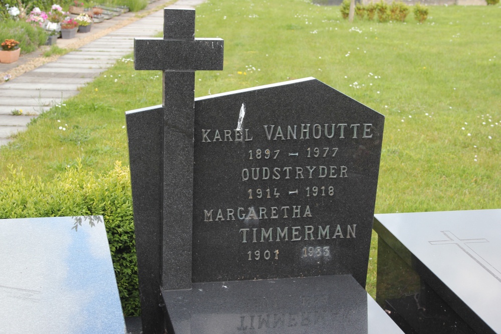 Belgian Graves Veterans Koekelare De Mokker #2