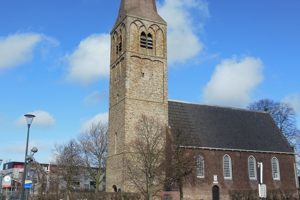 War Memorial Protestant Churchyard Heemskerk #2