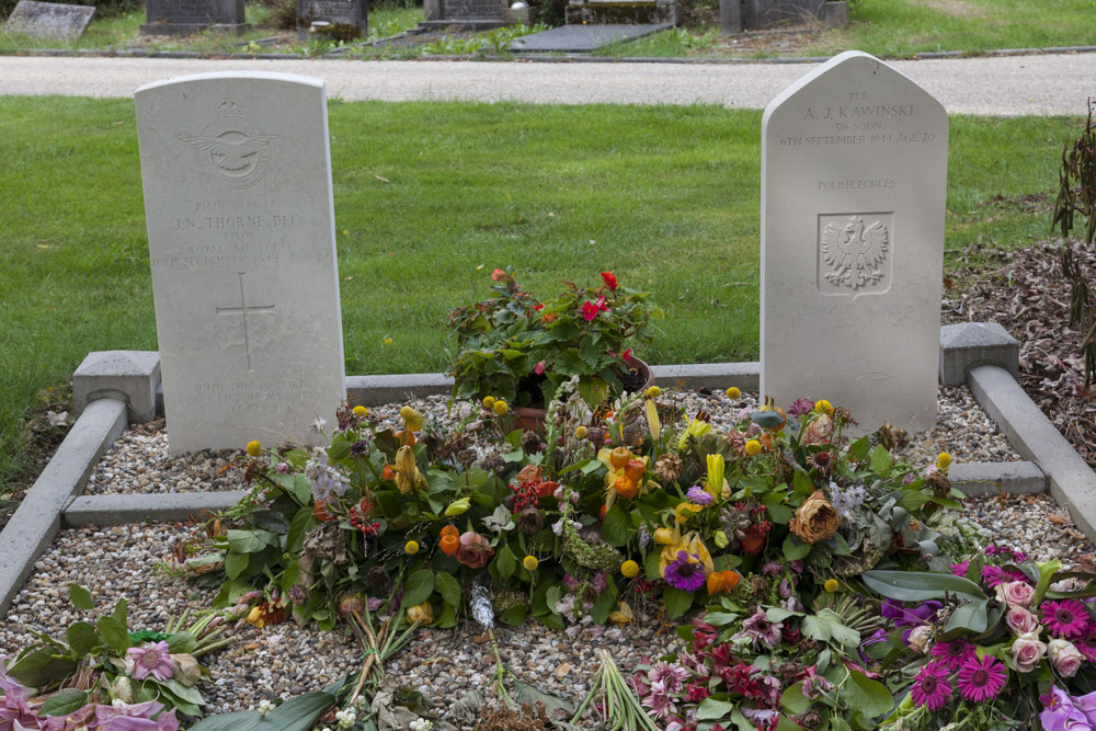 Oorlogsgraven van het Gemenebest Algemene Begraafplaats Moscowa Arnhem #4