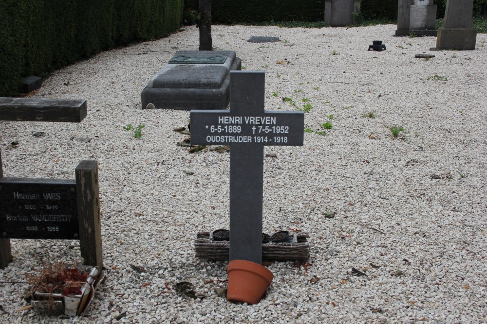 Belgian War Graves Alken #2