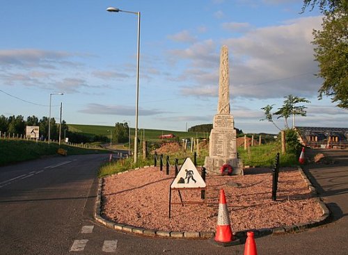 Oorlogsmonument Auldearn #1