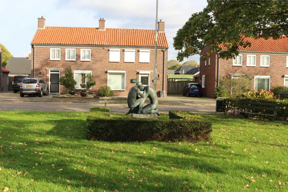 War Memorial Vlijmen #4