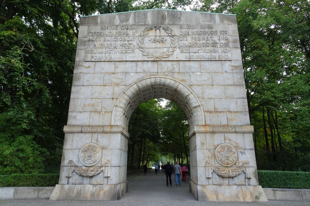 Sovjet Gedenkteken (Treptower Park)