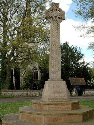 Oorlogsmonument Kingswood #1