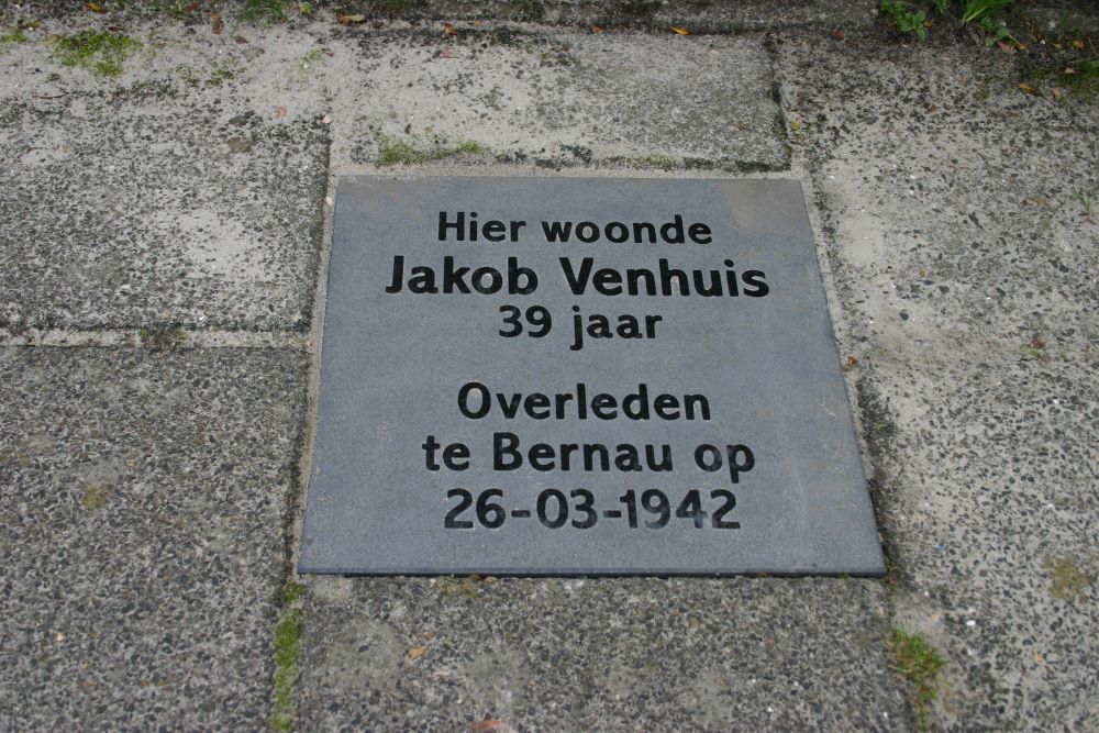 Memorial Stone Meidoornweg 16 #1