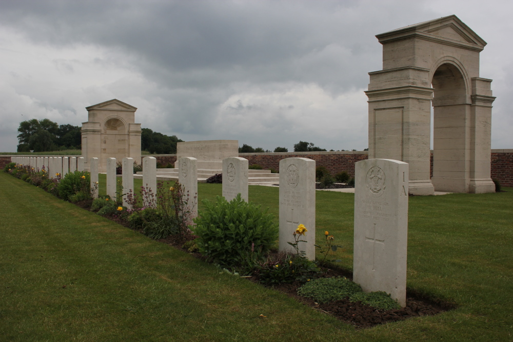 Commonwealth War Cemetery Monchy #3