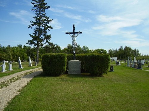 Commonwealth War Graves Sainte Rose du Lac Cemetery #1