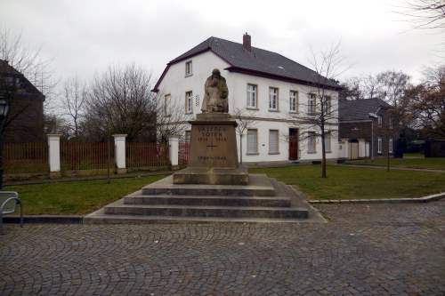 War Memorial Aldekerk #1