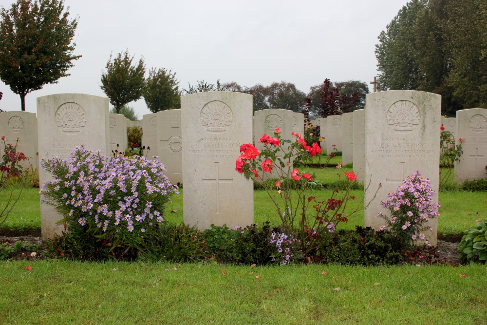 Commonwealth War Cemetery Trois Arbres #4