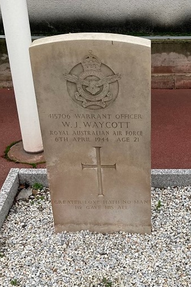 Commonwealth War Graves Toulouse-la-Fourgette #3