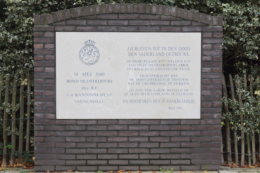 Memorial Killed Soldiers Leersum #1