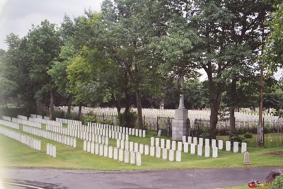 Commonwealth War Graves Mount Royal Cemetery