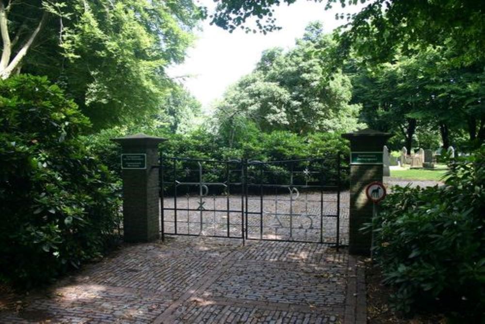 Dutch War Graves Diever