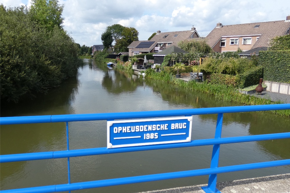 Major Horton Bridge & Memorial Opheusden #2