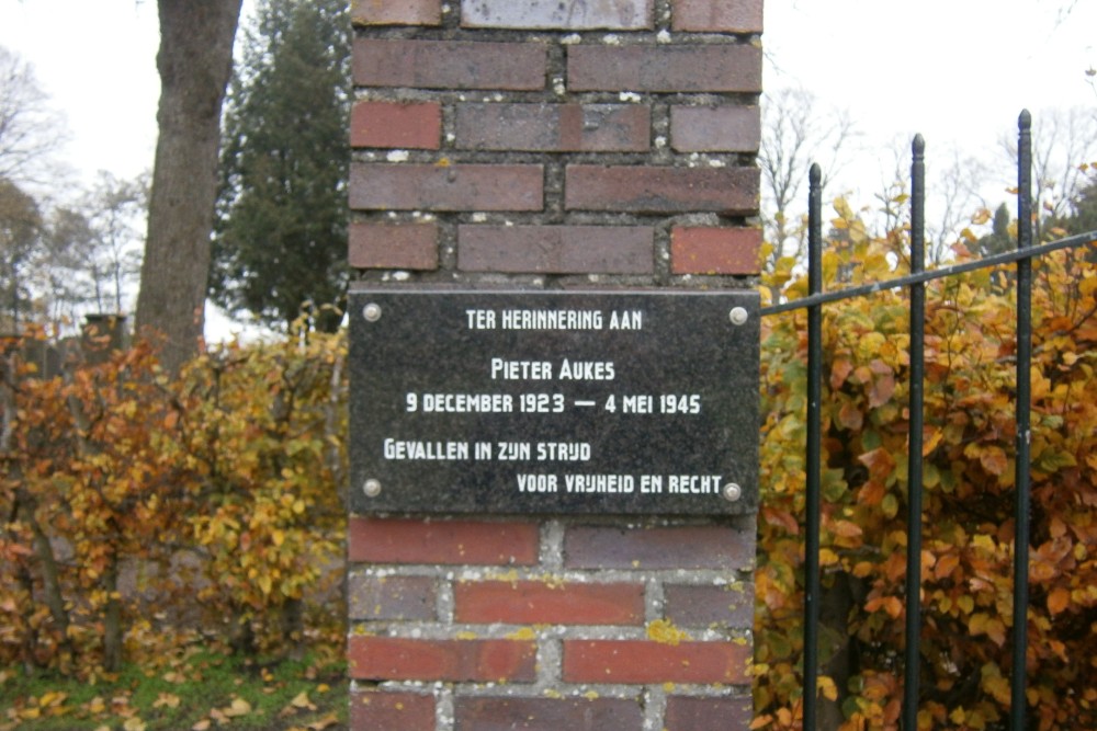 Nederlandse Oorlogsgraven Protestante Begraafplaats Scheemda #3