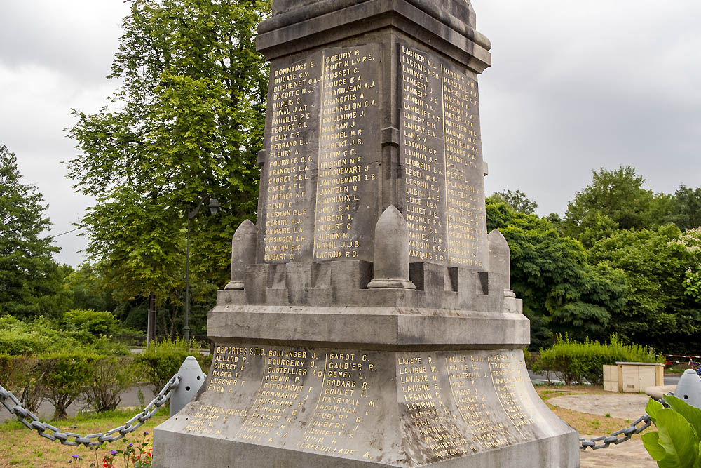 Oorlogsmonument Mohon #4