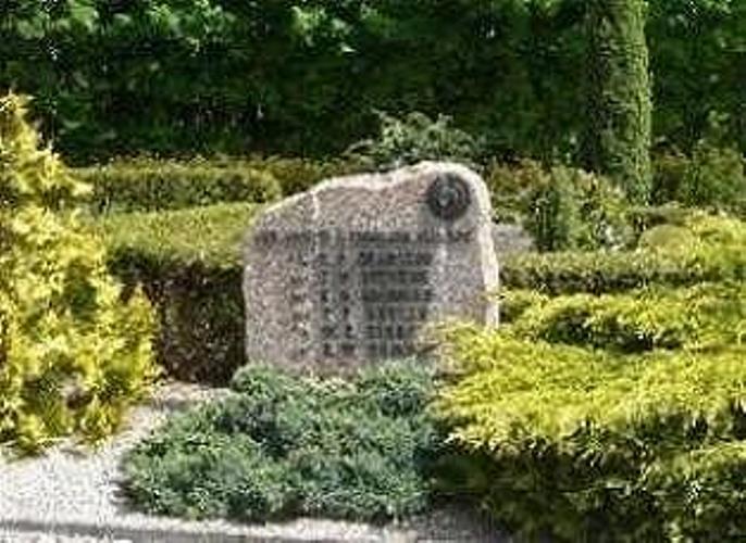 Commonwealth War Graves Estruplund Churchyard #1