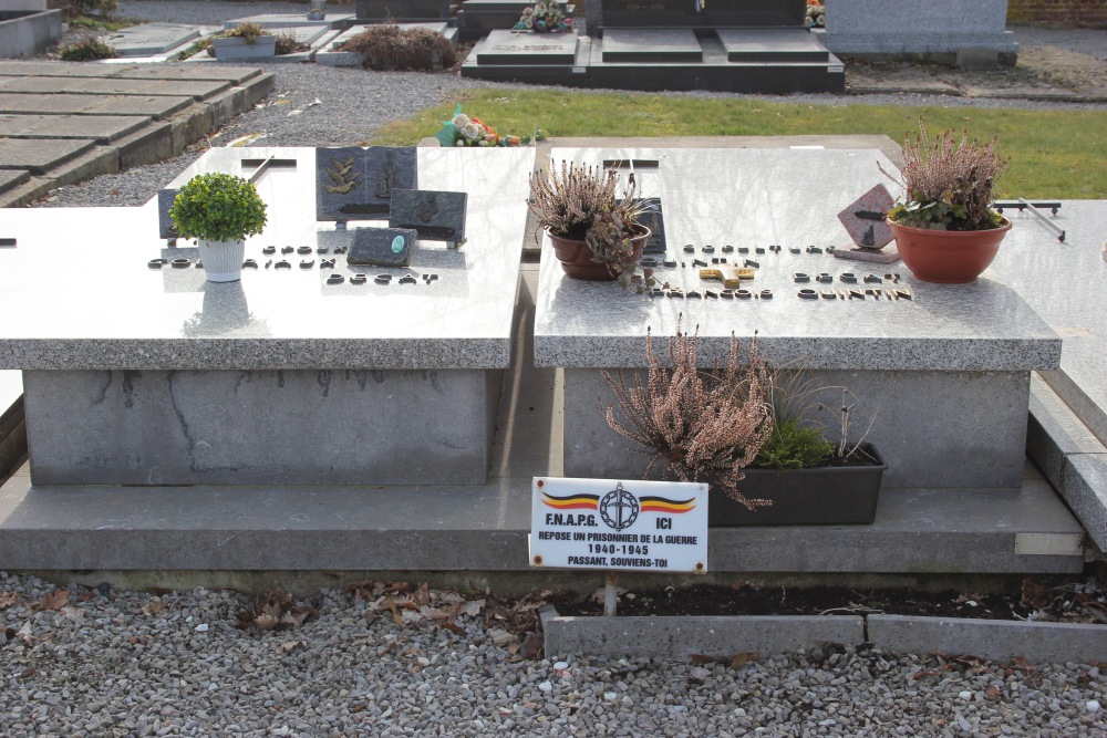 Belgian Graves Veterans Thorembais-les-Bguines #1
