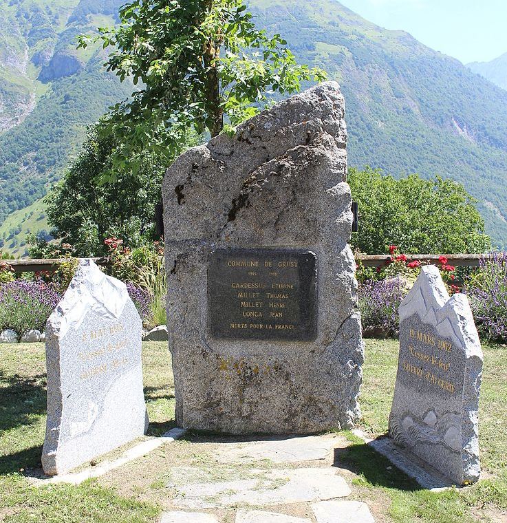 War Memorial Grust