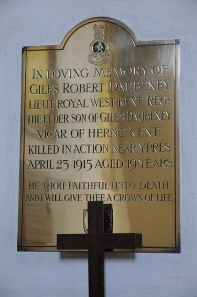 Gedenktekens Ampney St. Peter Church #2