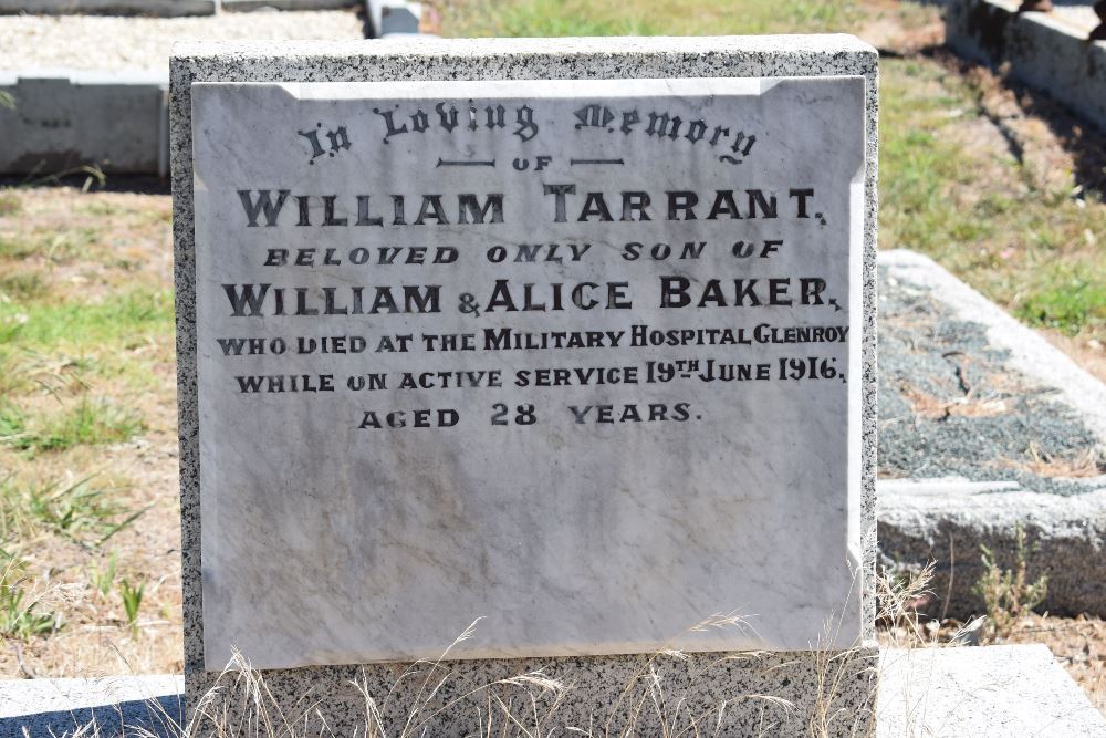 Commonwealth War Grave Broadford Cemetery