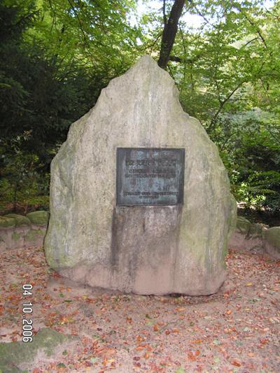 Monument Julius Leber #1