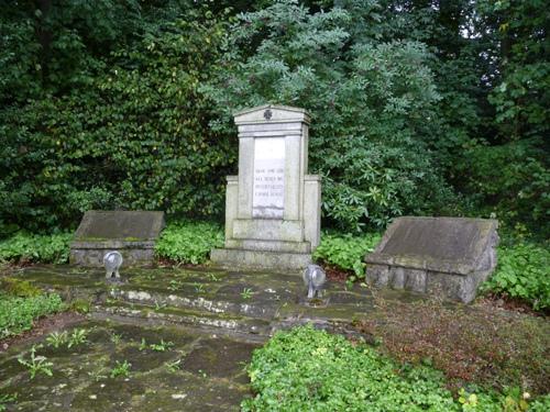 War Memorial Venwegen #2